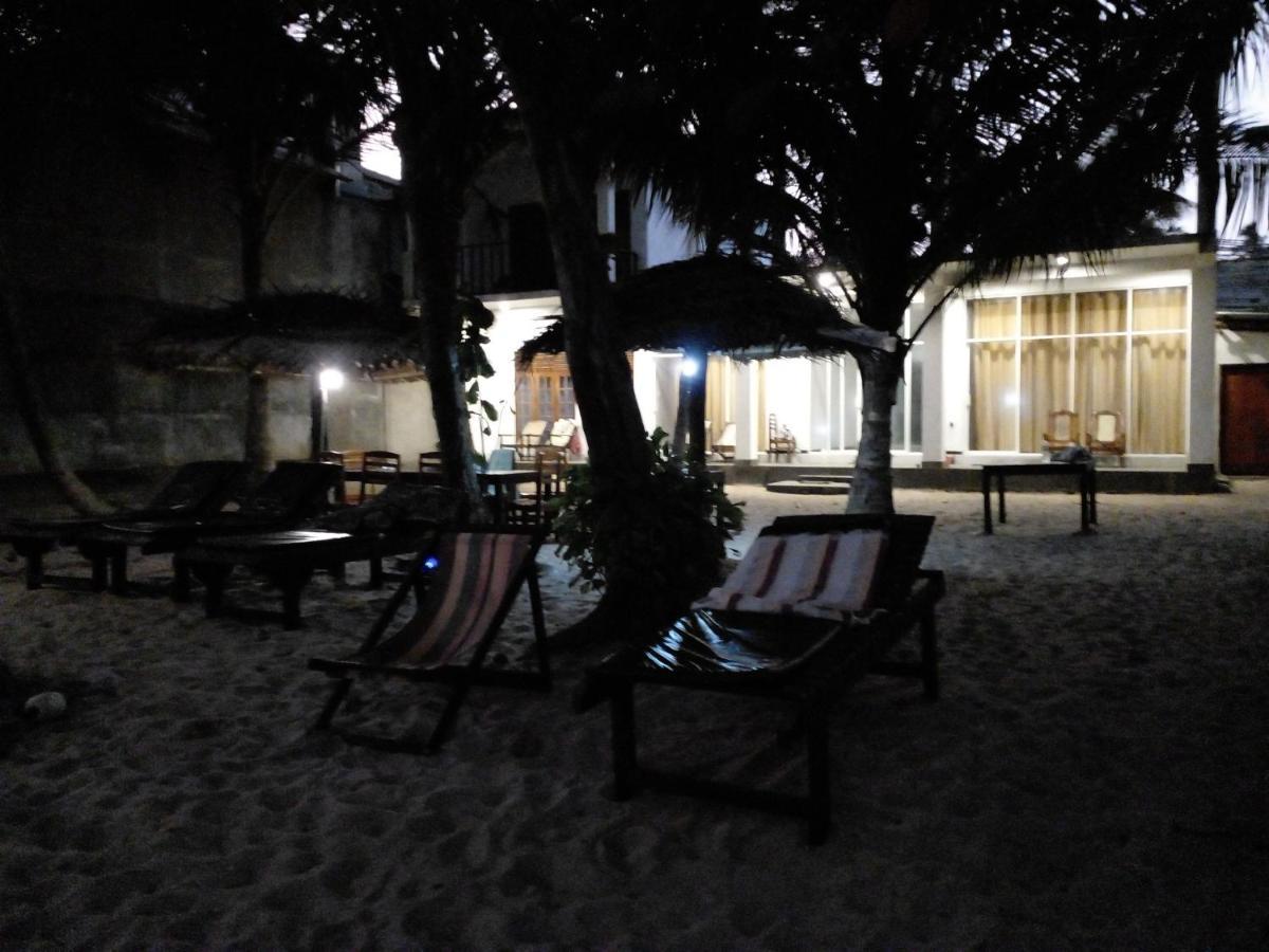 Sunray Beach House Tangalle Exterior foto